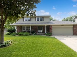 720 42nd St, West Des Moines, IA 50265