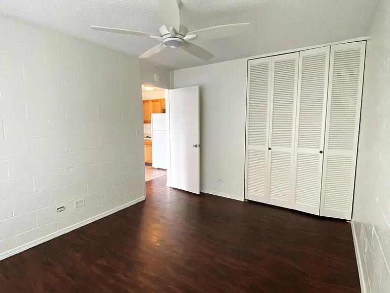 1833 Anapuni St #203 — Photo 6