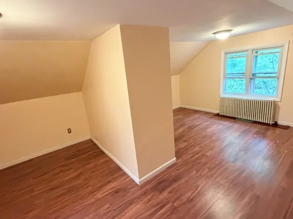 210 Barnert Ave, Totowa, NJ 07512