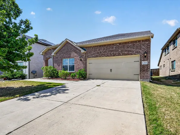 1261 Rosebush Rd, Aubrey, TX 76227