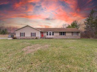 1610 Berkey Rd, Swanton, OH 43558