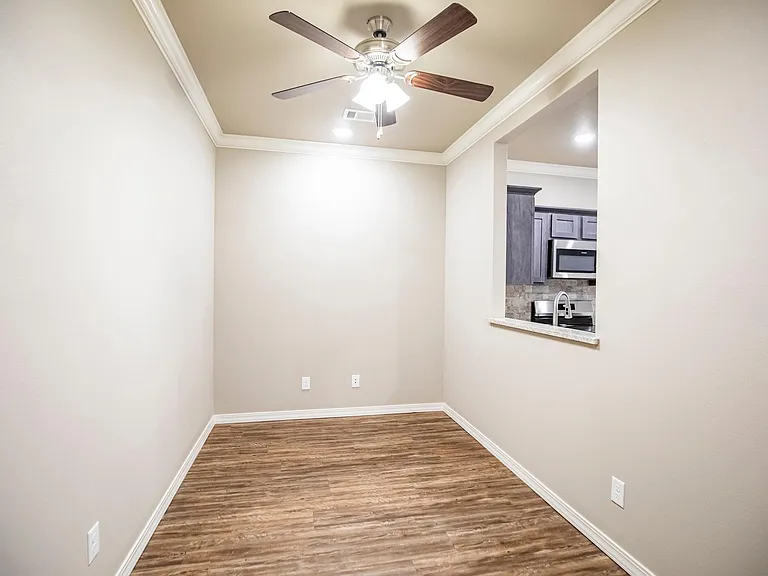 101 N Allen St — Photo 12