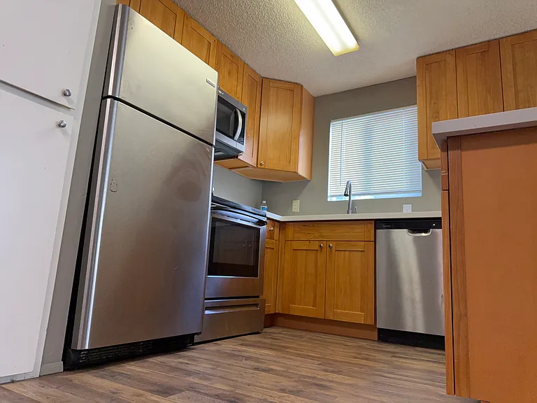 Westwood Apartment — Photo 6