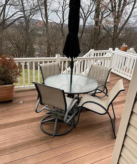 40 Hillside Ct S — Photo 25