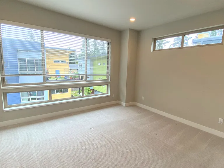 16378 NE 12th Pl — Photo 19