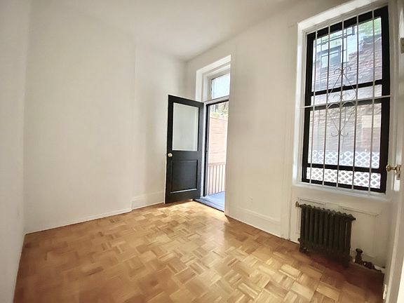 2nd image of 11 Jones St APT 3B