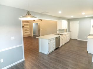 5615 S Clay Ave, Springfield, MO 65810