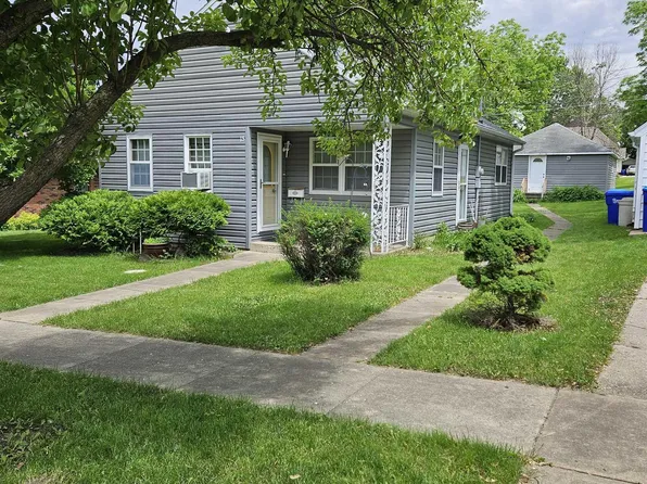 15 5th Ave NE, Oelwein, IA 50662