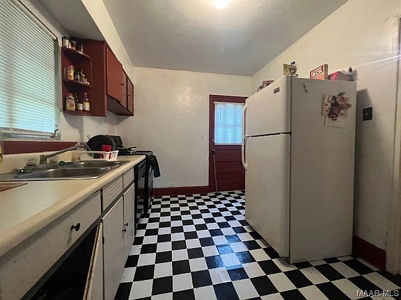 5th image of 2345 Elsmeade Dr