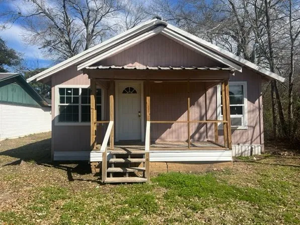 803 Martin Luther King Blvd, Kilgore, TX 75662