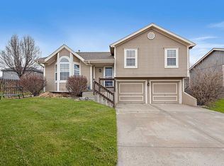9020 NE 115th Ter, Kansas City, MO 64157