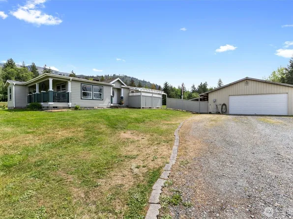 6896 Goodwin Rd, Everson, WA 98247