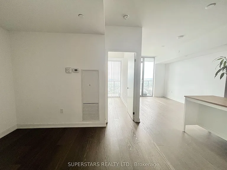 11 Wellesley St W #5806 — Photo 13