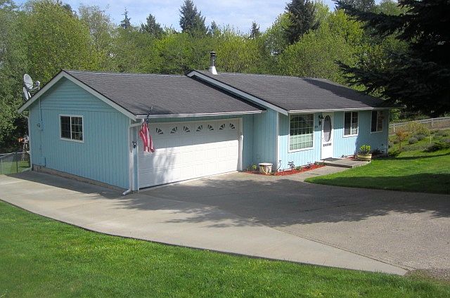 1st image of 26194 Edgewater Pl NW