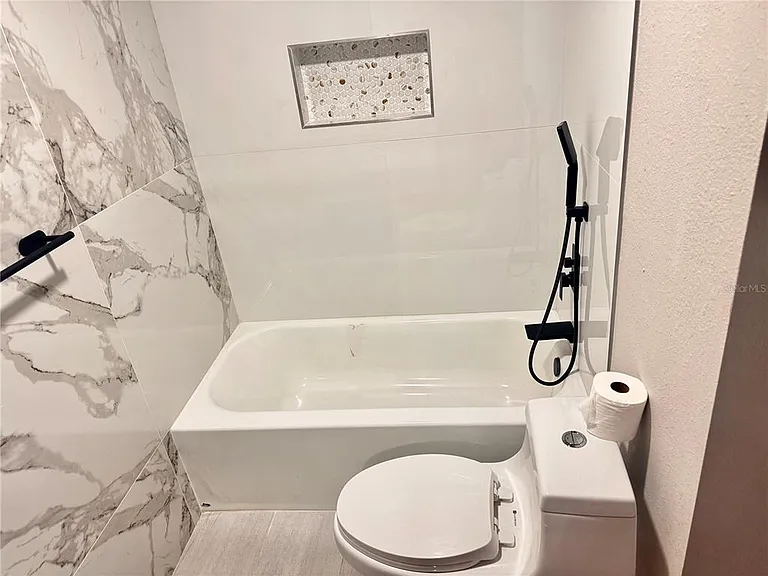 3205 E Shadowlawn Ave — Photo 15