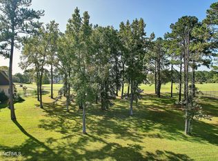 614 Crow Creek Dr NW, Calabash, NC 28467