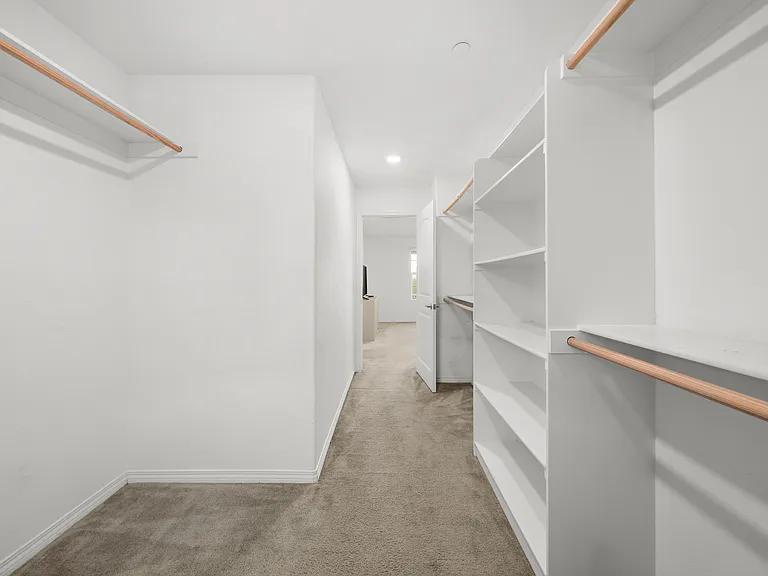 5910 Sendero Ave — Photo 26