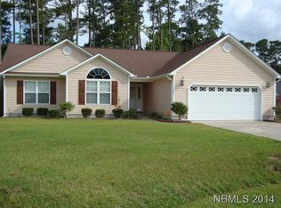 102 Summer Ln, Havelock, NC 28532