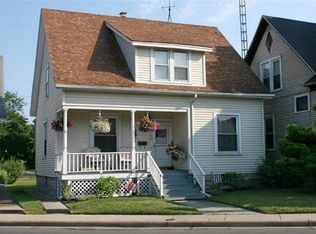 706 1st St, Sandusky, OH