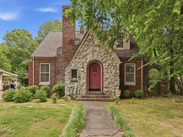 110 N 10th St, Murray, KY 42071