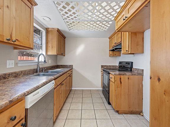 2nd image of 7538 Meadow Lawn St