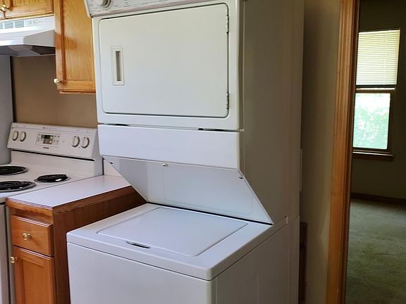 Washer Dryer Included