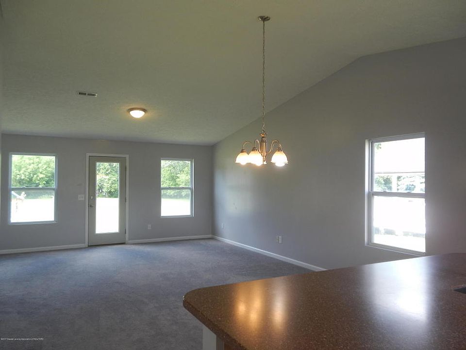 989 Bolton Farms Ln, Grand Ledge, MI 48837 Zillow