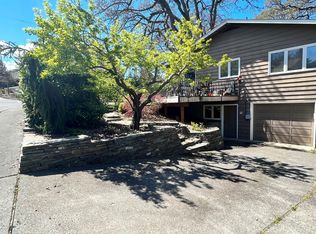 1102 Prospect Ave, Hood River, OR