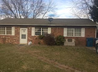 19 Opus Dr, Newark, DE 19702