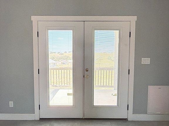 5th image of 517 Lazy Oak Ln