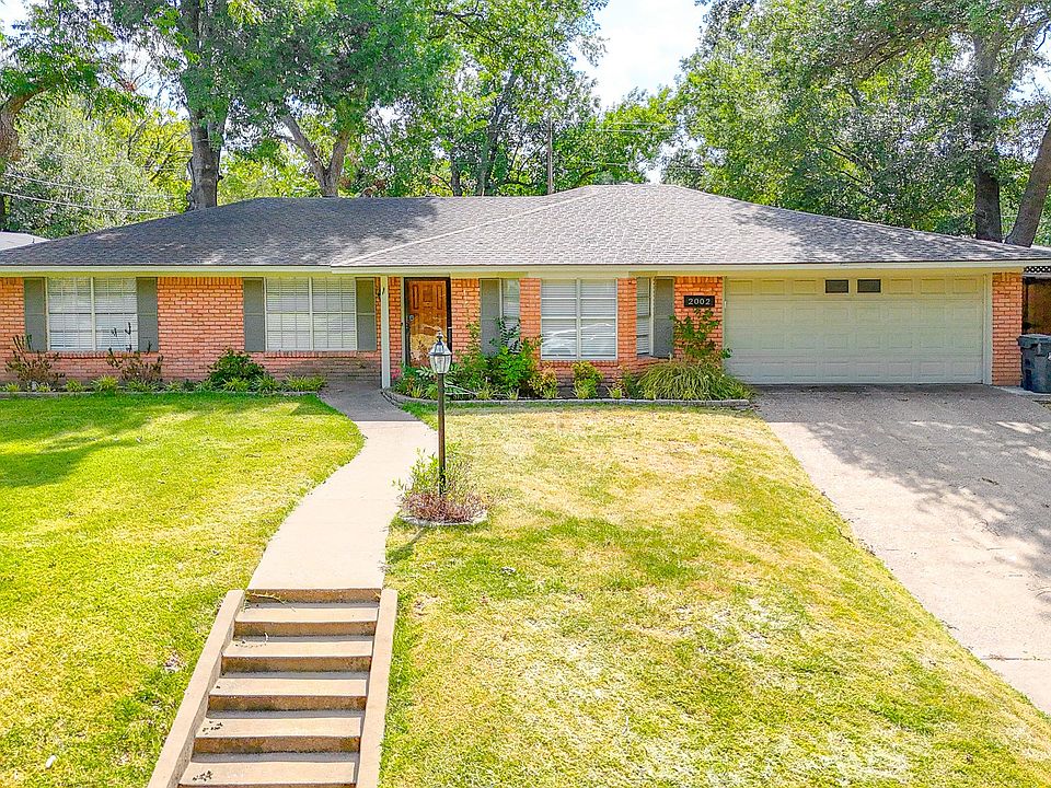 1st image of 2002 Mimosa Dr