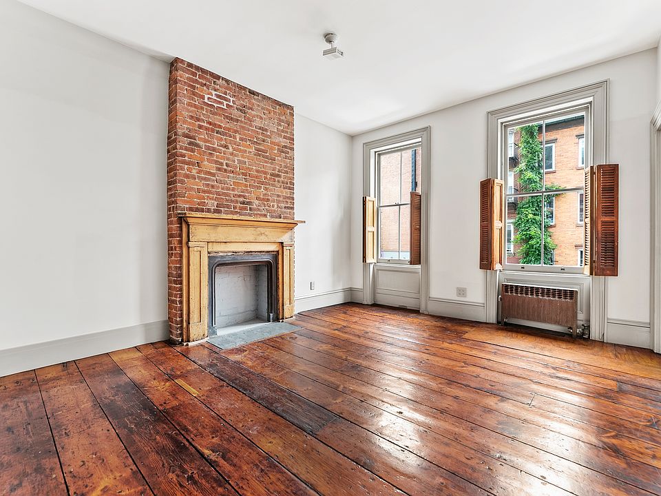1st image of 143 E 13th St #2