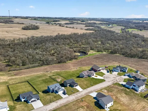 1051 3rd St, Wanamingo, MN 55983