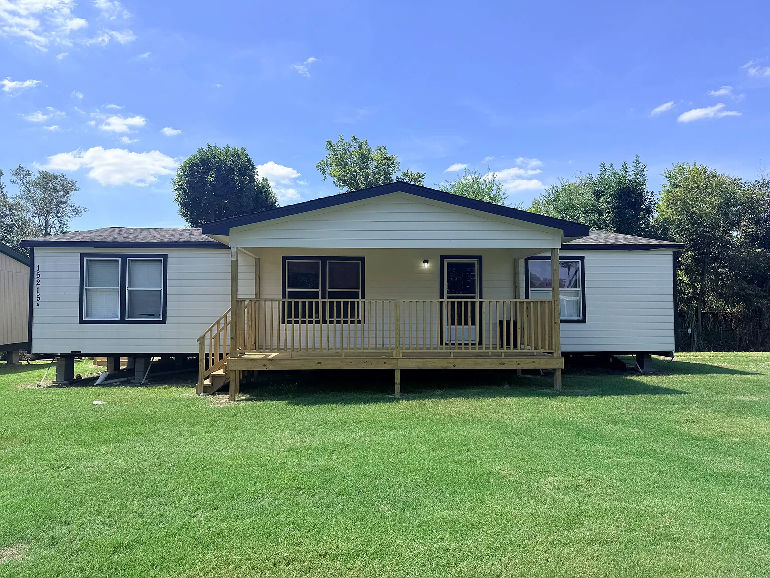 3 bed, $1,599 — Photo 1