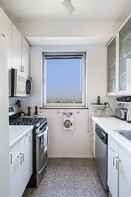 Rented by Corcoran | media 5