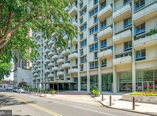604-36 S Washington Sq Unit 3007, Philadelphia, PA