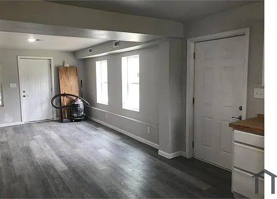 721 Chatham Ave #A — Photo 7