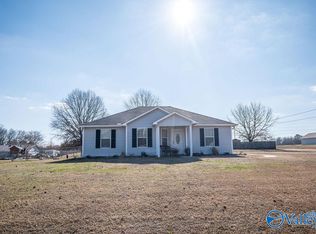 151 Prairie Ln, Boaz, AL 35957