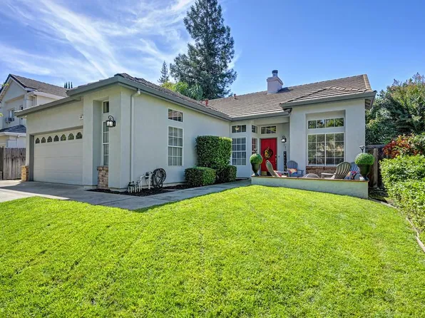 150 Elkins Cir, Folsom, CA 95630