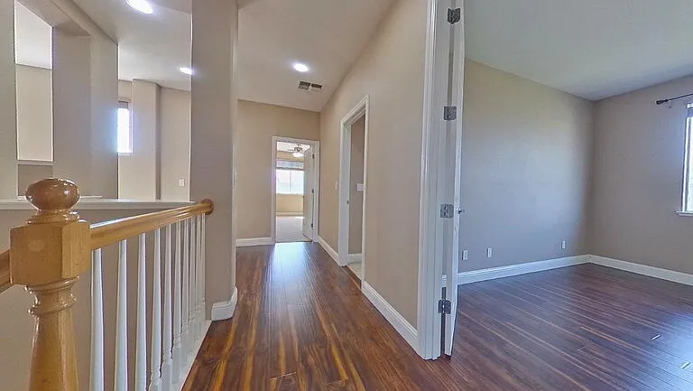 1692 Woodhaven Cir — Photo 46