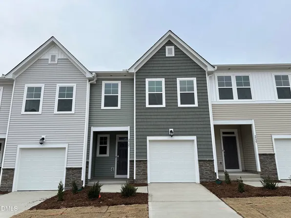 2927 Hickory Field Dr, Raleigh, NC 27616