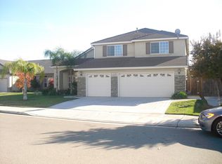 1926 Decatur Ave, Clovis, CA 93611