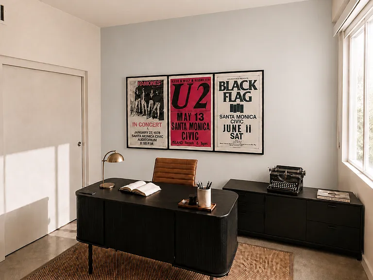 2450 S Barrington Ave #207 — Photo 5