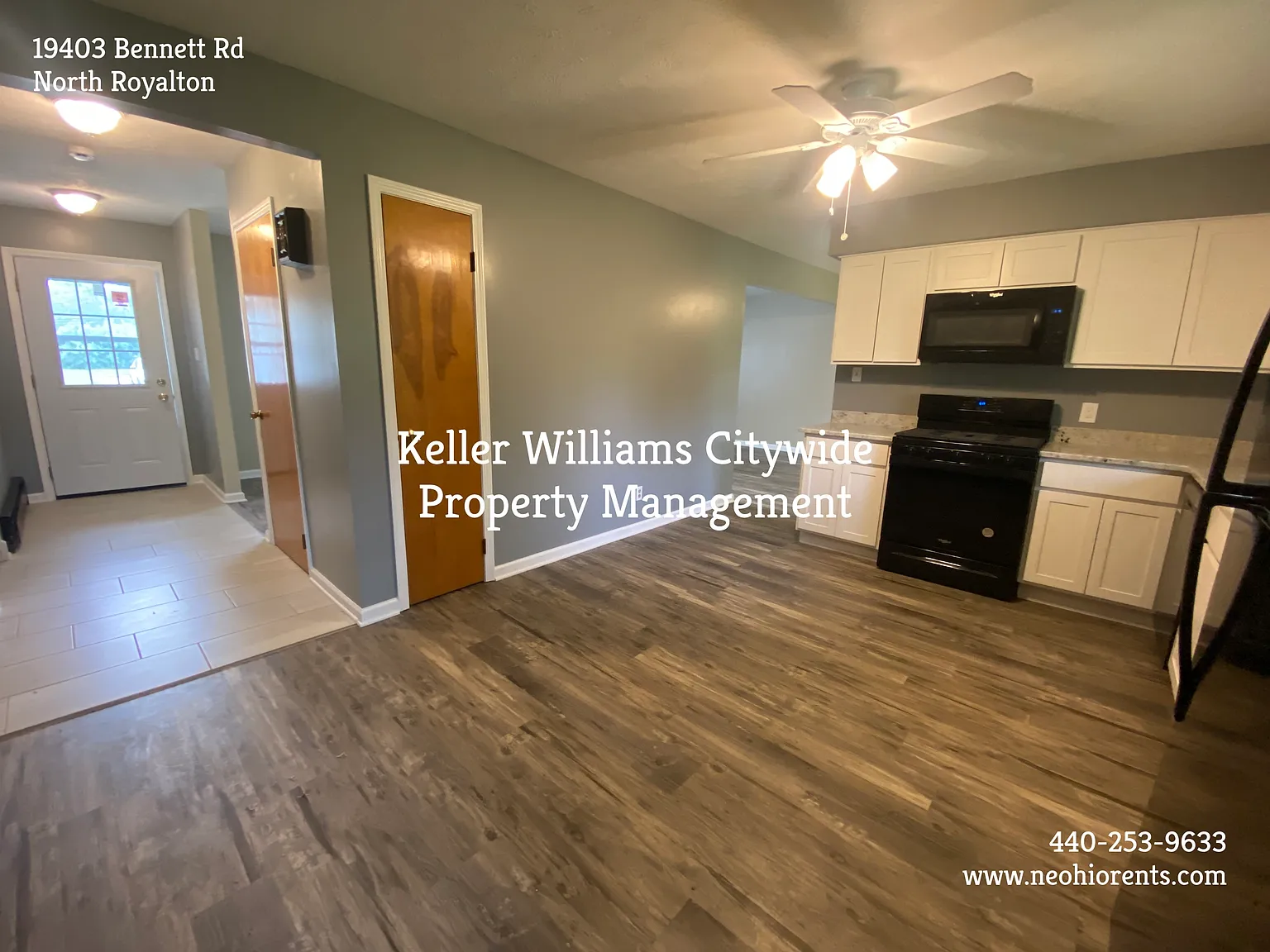 3 bedroom 2 full bath split level in North Royalton — Photo 4