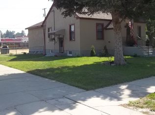 906 S 2nd St, Hamilton, MT 59840