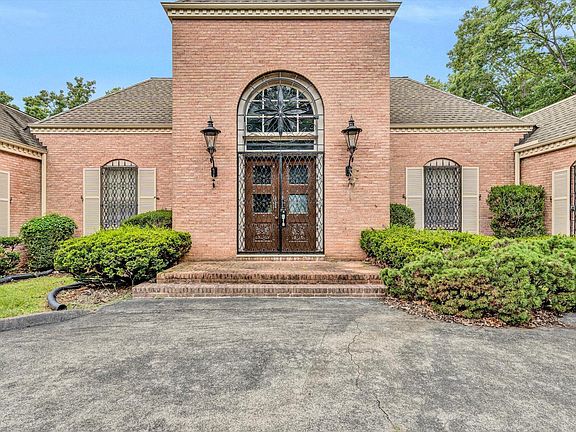 4th image of 5208 Archer Dr