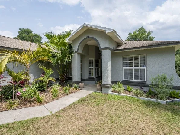 20442 Peachtree Ln, Dade City, FL 33523