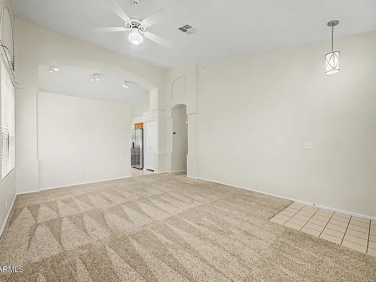 1068 W Glenmere Dr — Photo 6