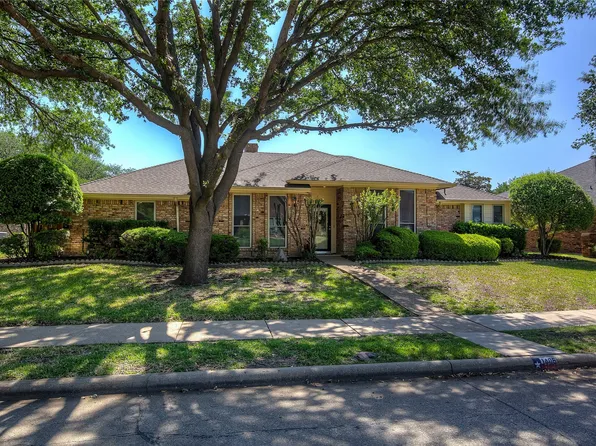 1406 Camelot Ln, Rowlett, TX 75088