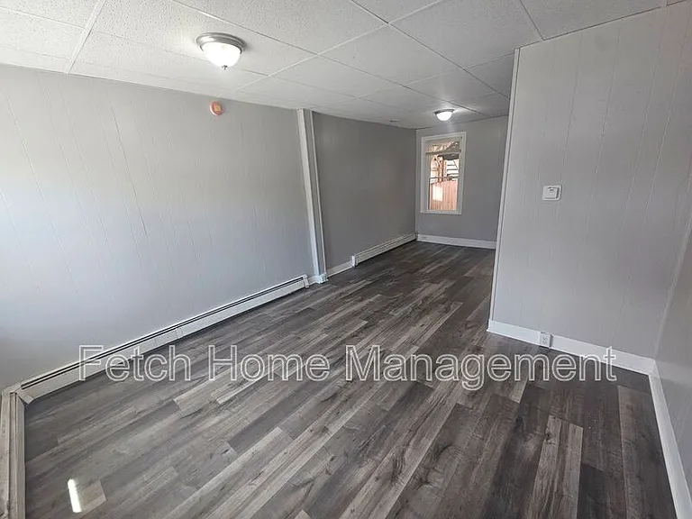 46 N Broad St — Photo 4